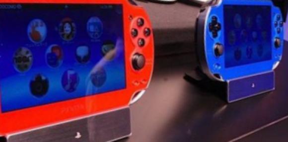 PS Vita в новых цветах - красном и синем